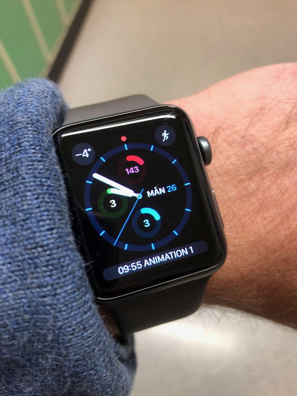 引领潮流的智能手表：苹果新款Apple Watch SE，无法错过的健康功能-第2张图片-捷宸网络